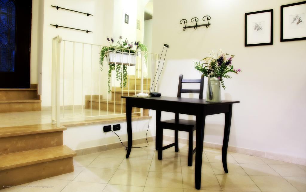 Bed and Breakfast La Chiostrina Рим Экстерьер фото